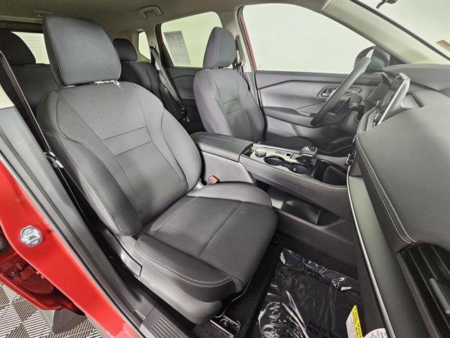 New 2026 Nissan Rogue S image 13