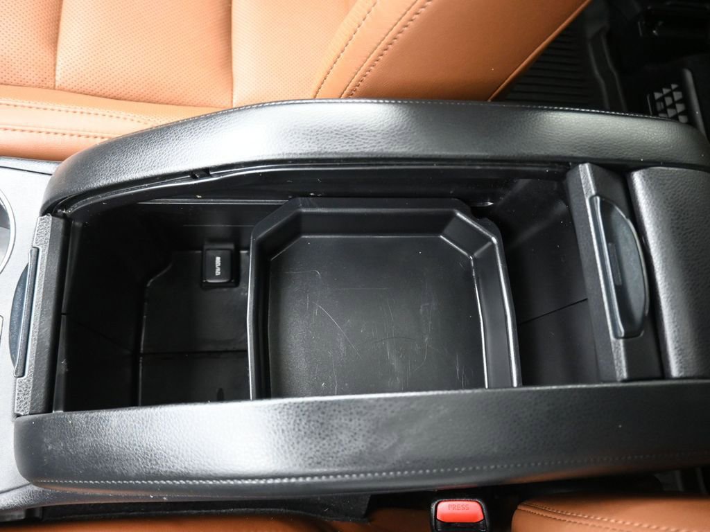 Used 2017 Toyota Highlander Limited w/ Protection Package #3 image 26