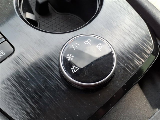 Used 2023 Nissan Rogue SV image 14