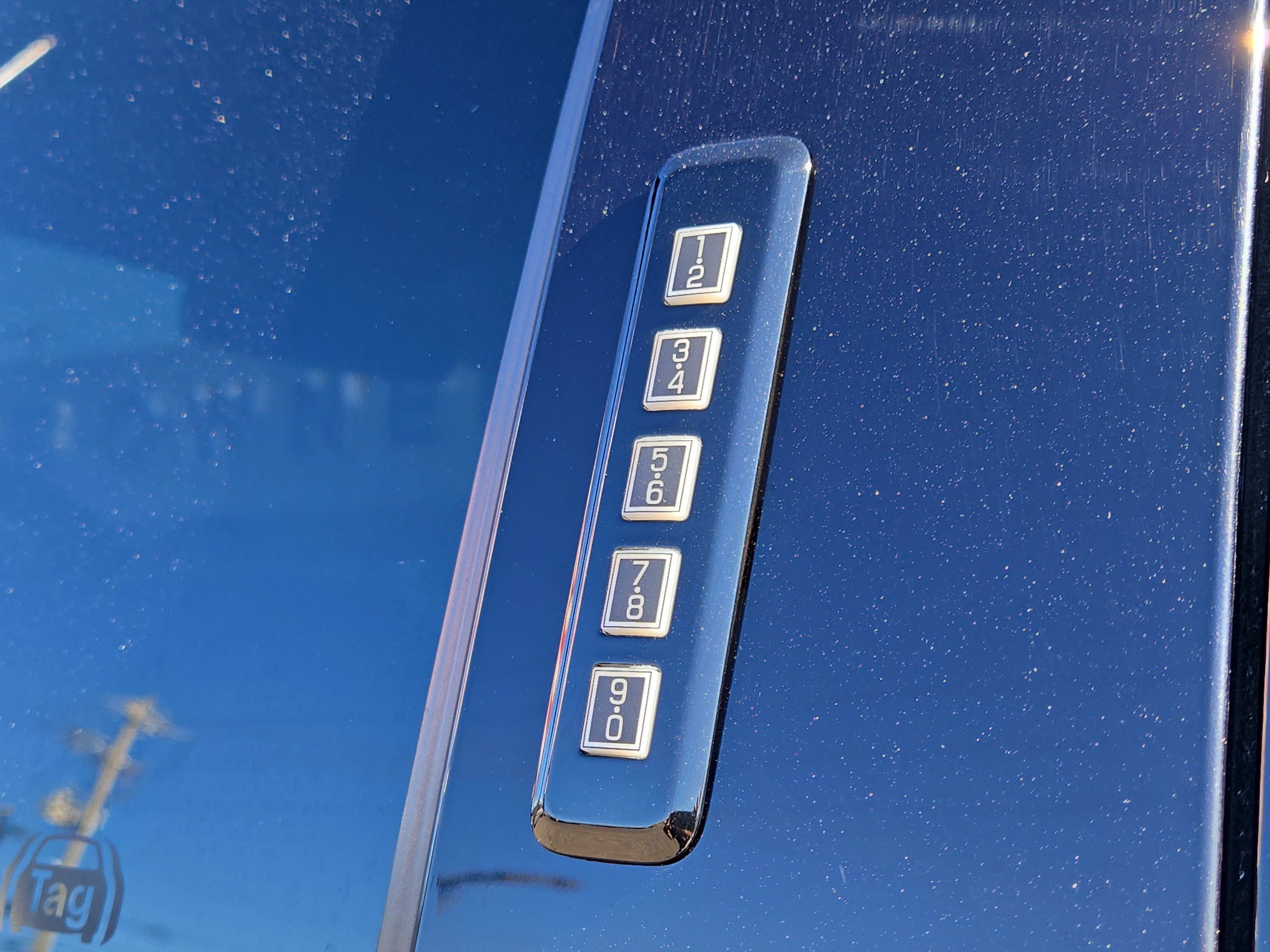 Used 2023 Ford F450 Platinum w/ FX4 Off-Road Package image 13