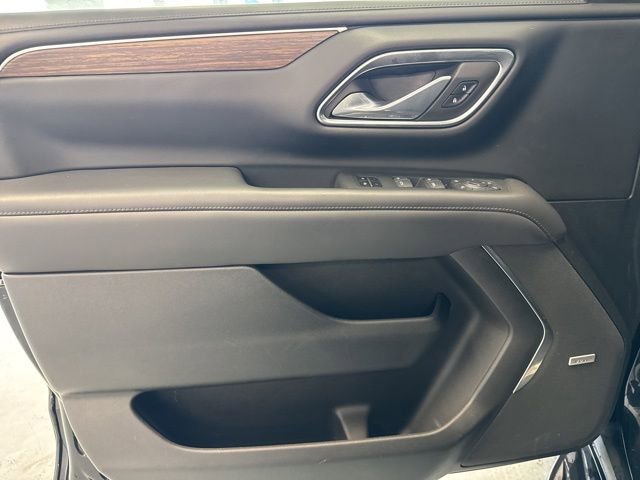 Used 2023 Chevrolet Suburban High Country image 20