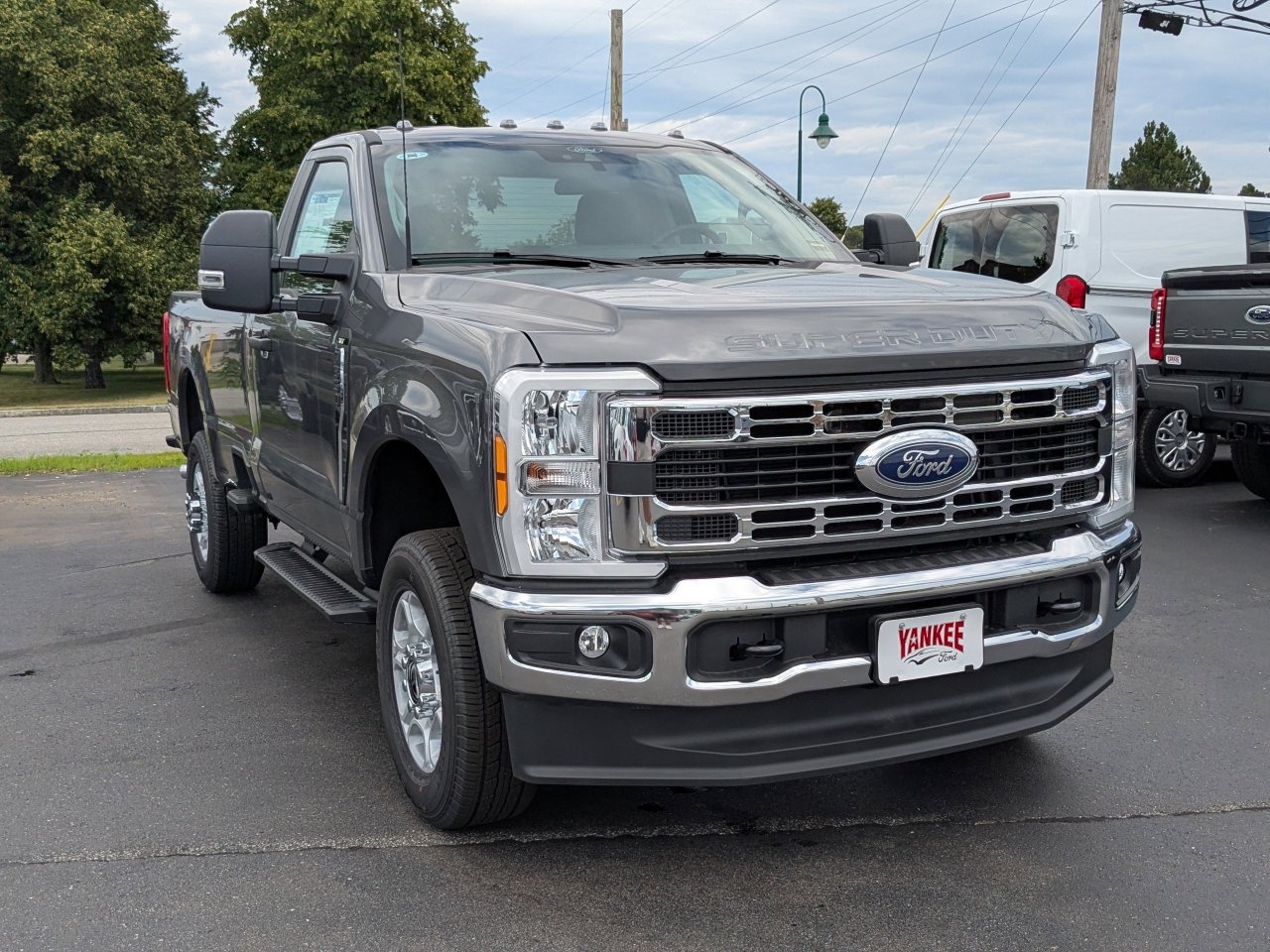 New 2025 Ford F350 XLT w/ Snow Plow Prep Package