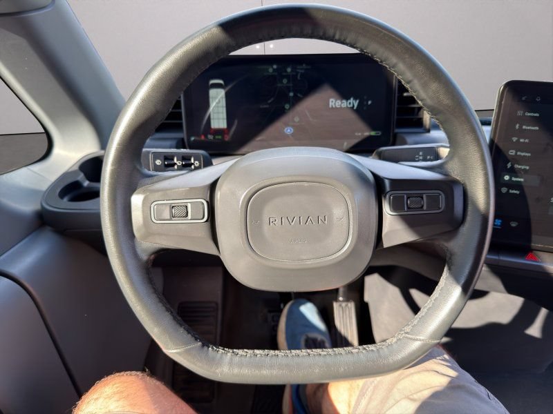 Used 2024 Rivian Delivery 500 FWD image 12