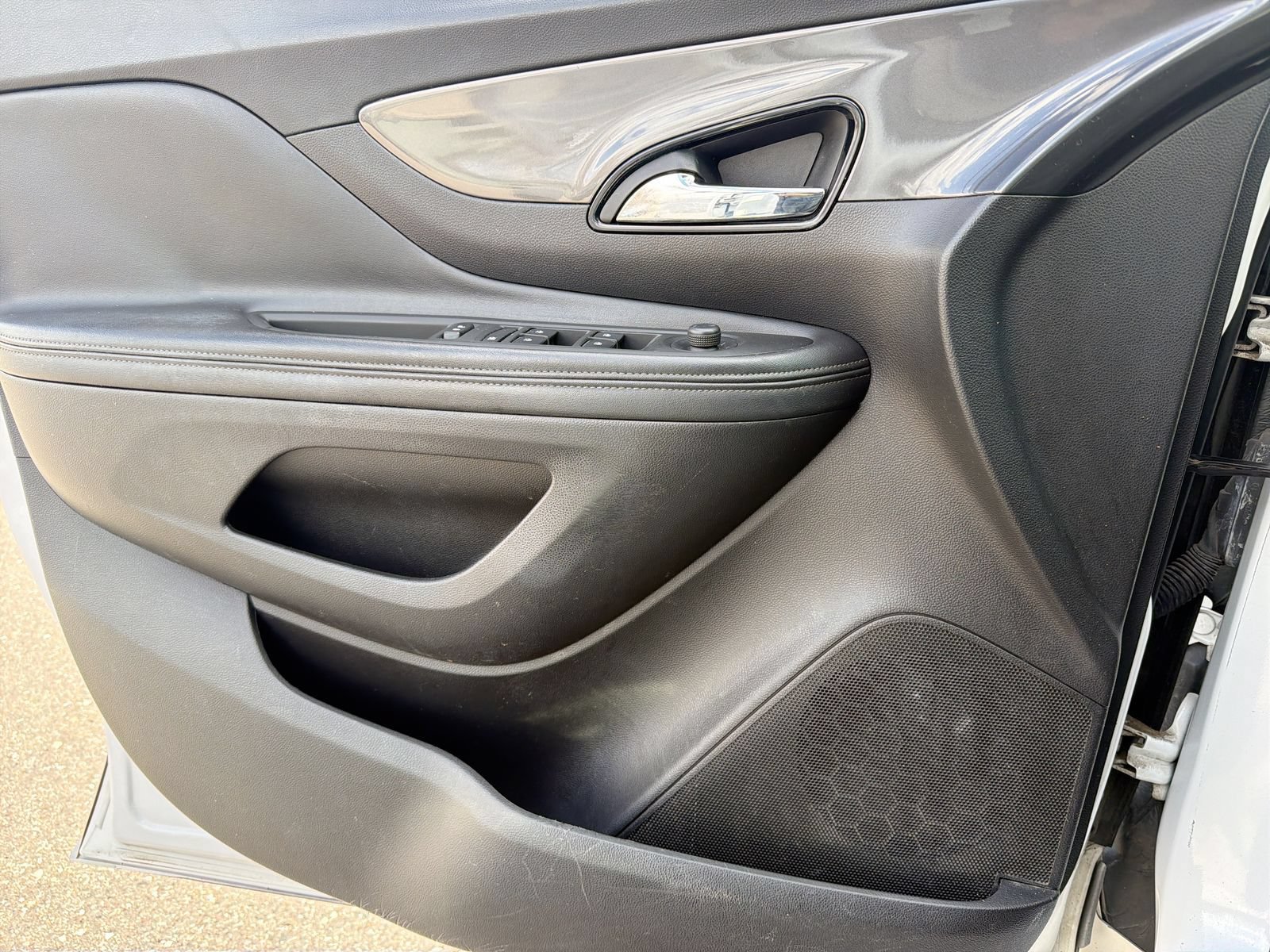 Used 2017 Buick Encore Preferred FWD image 32