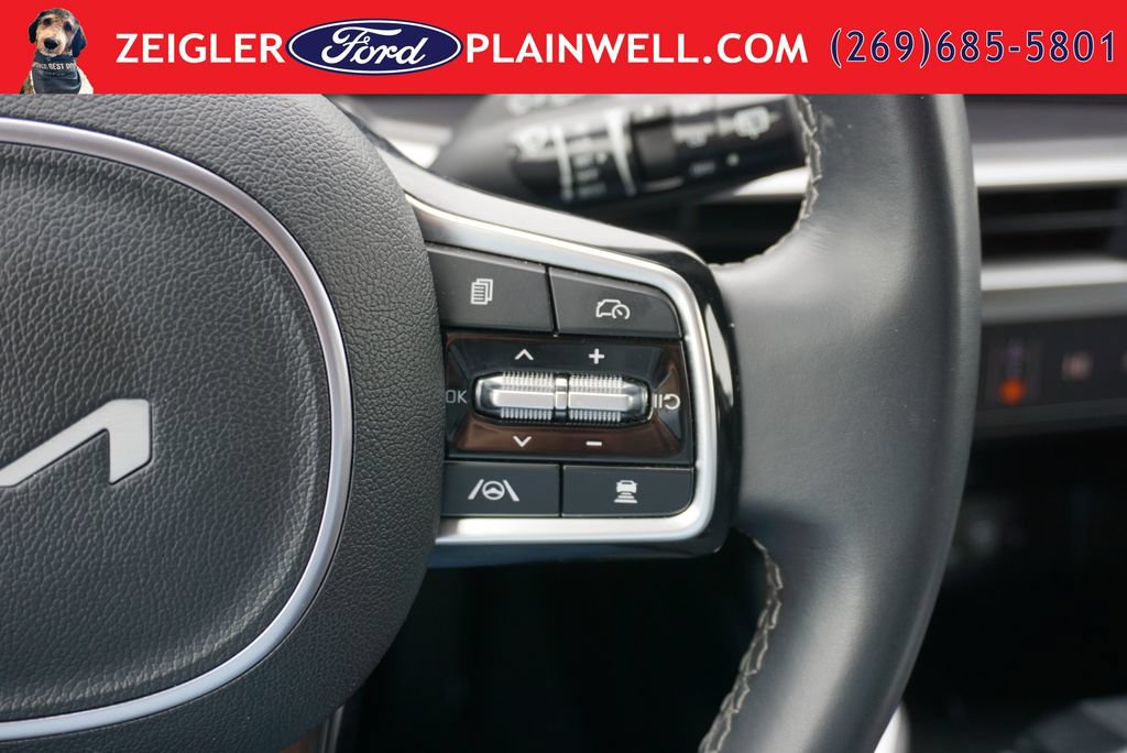 Used 2024 Kia Sorento S FWD image 25