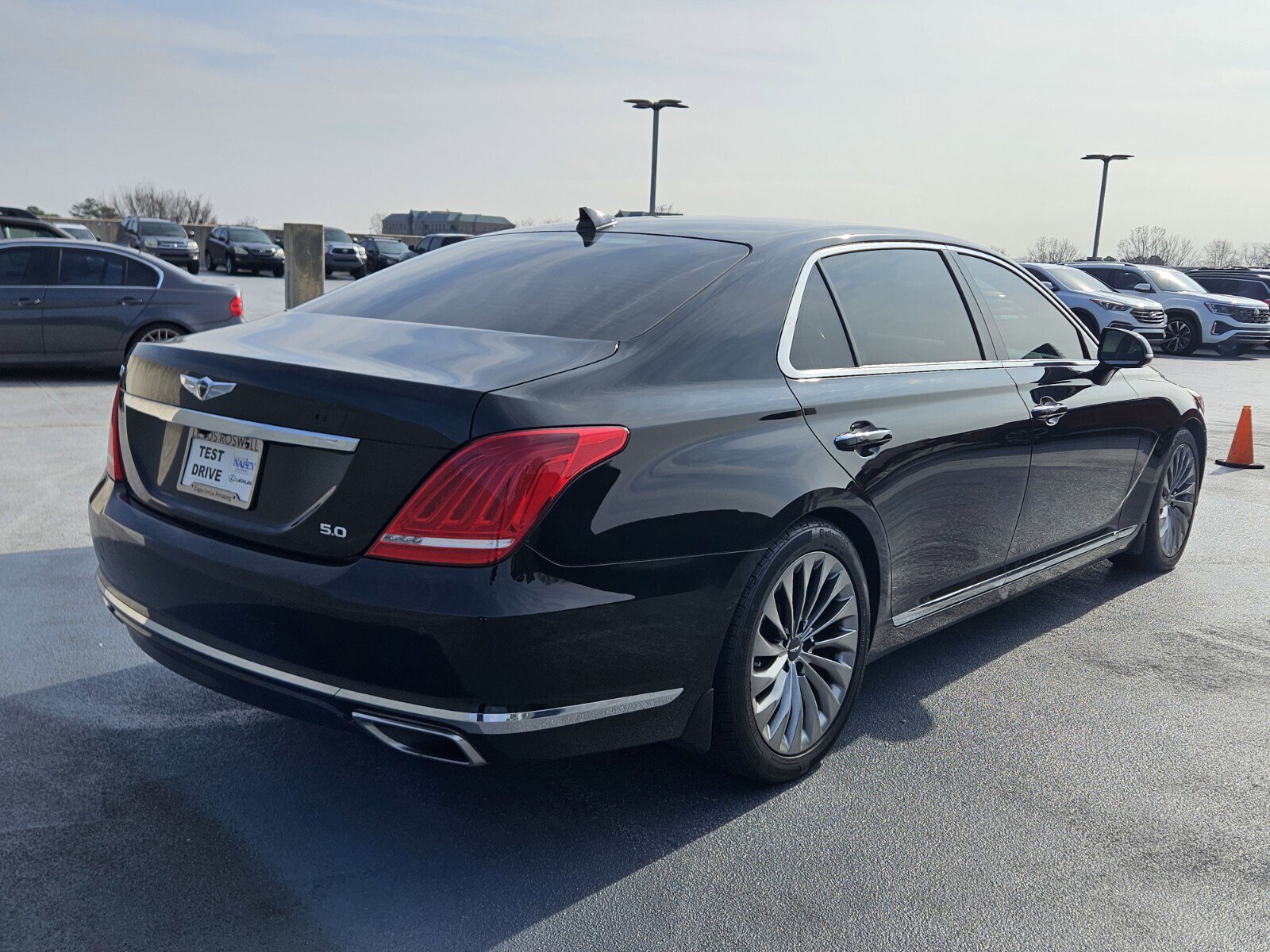 Used 2017 Genesis G90 5.0 Ultimate image 3