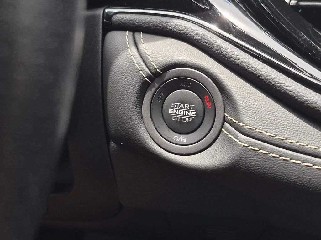 Used 2022 Dodge Durango GT RWD image 29