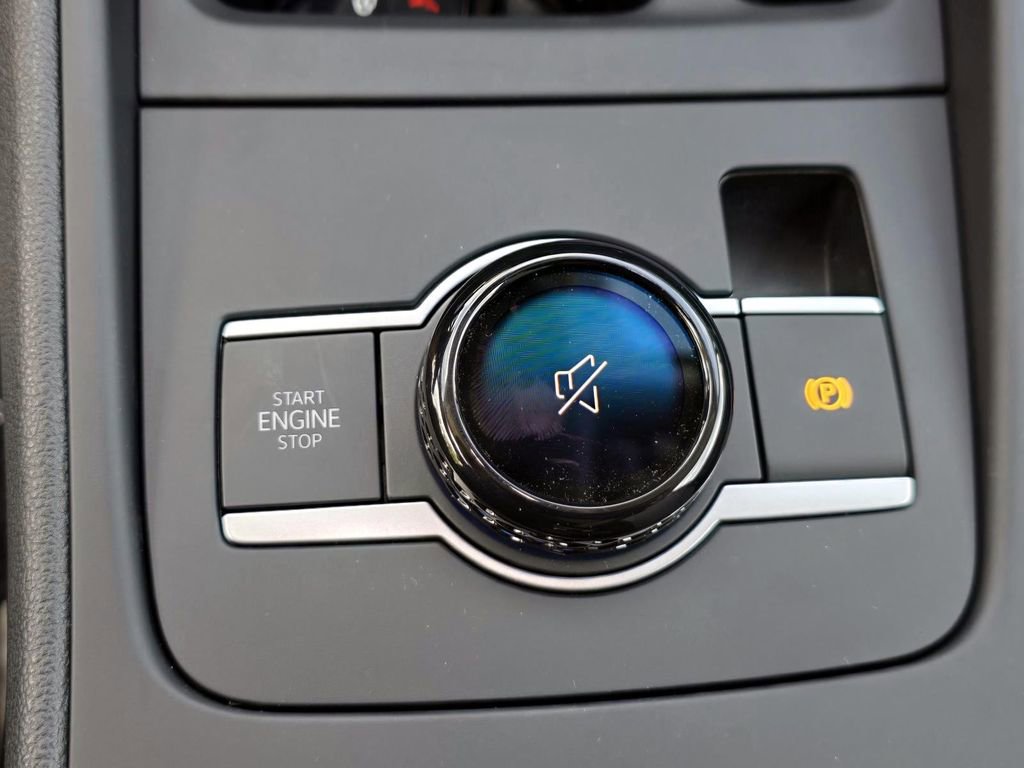 New 2025 Volkswagen Tiguan S image 16