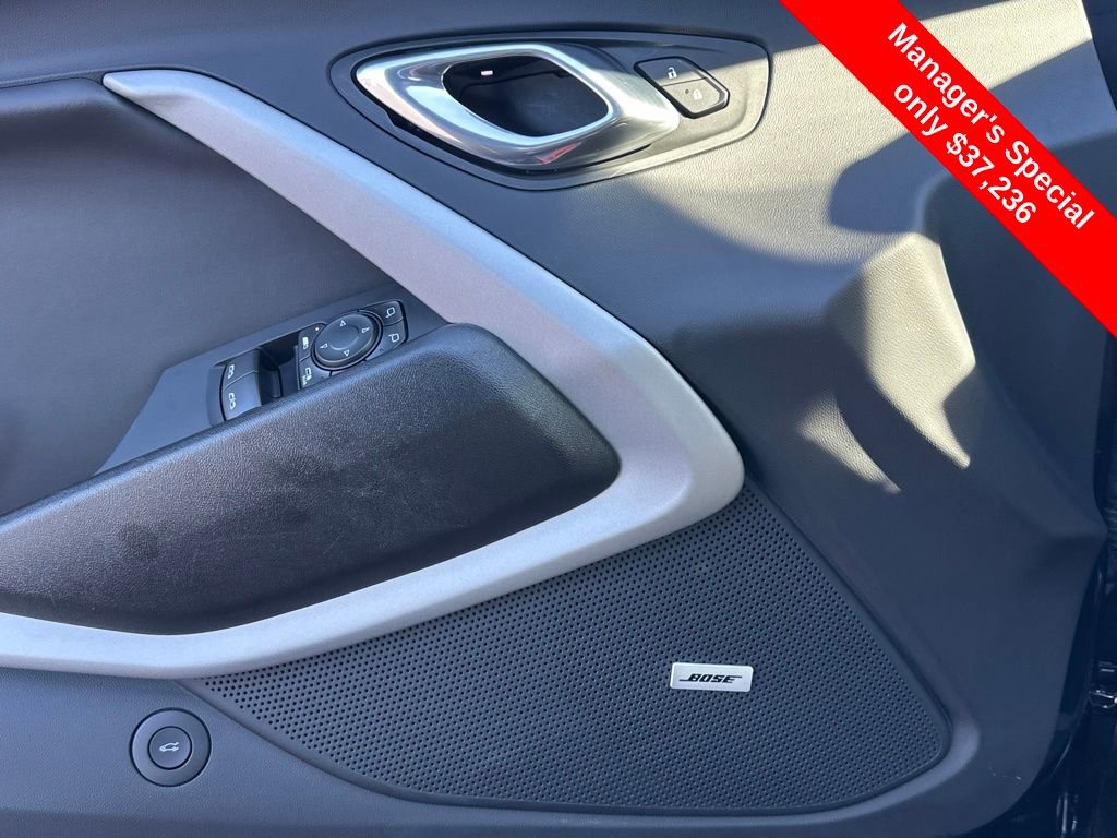 Used 2022 Chevrolet Camaro LT w/ RS Package image 15