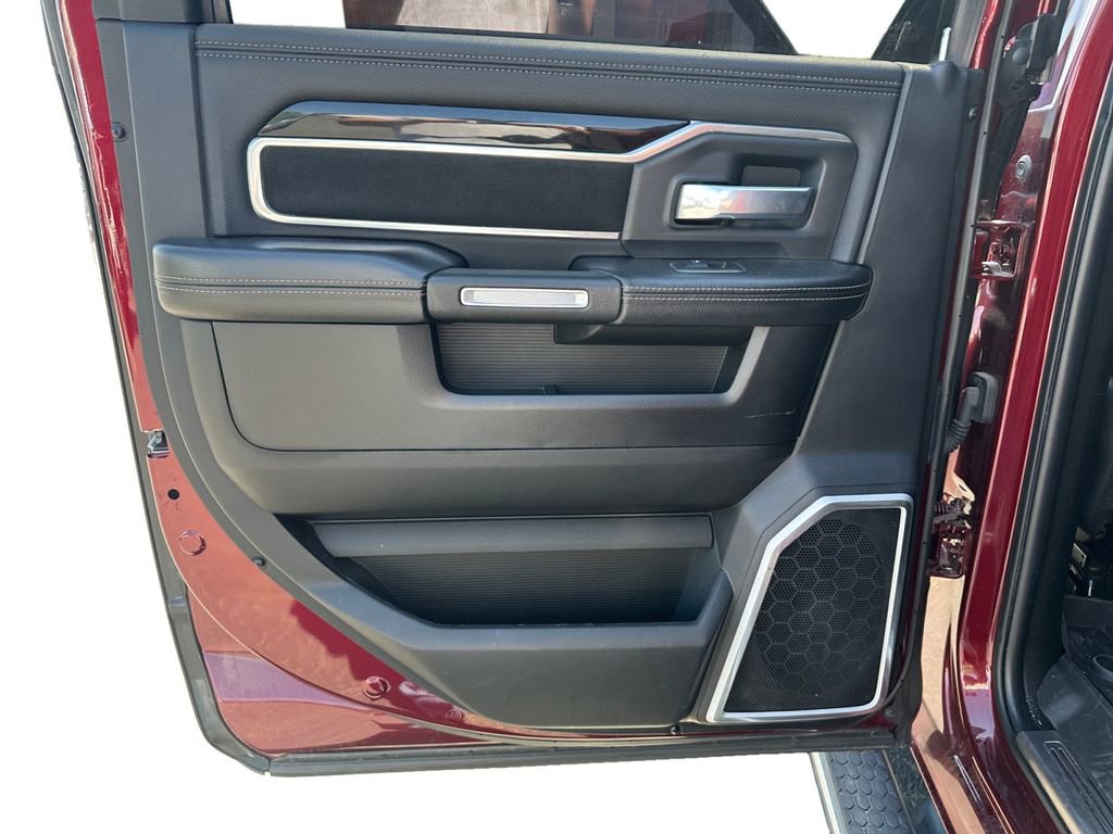 Used 2019 RAM 2500 Laramie AWD/4WD image 25