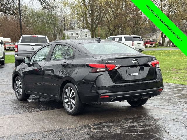 Used 2024 Nissan Versa SV image 2