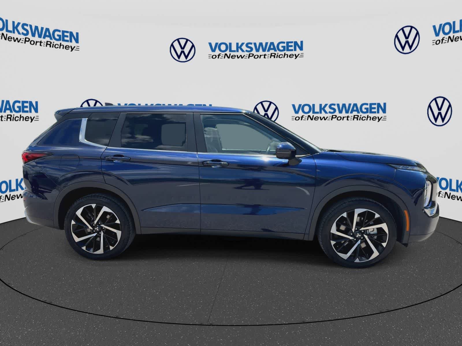 Used 2024 Mitsubishi Outlander SE FWD image 9