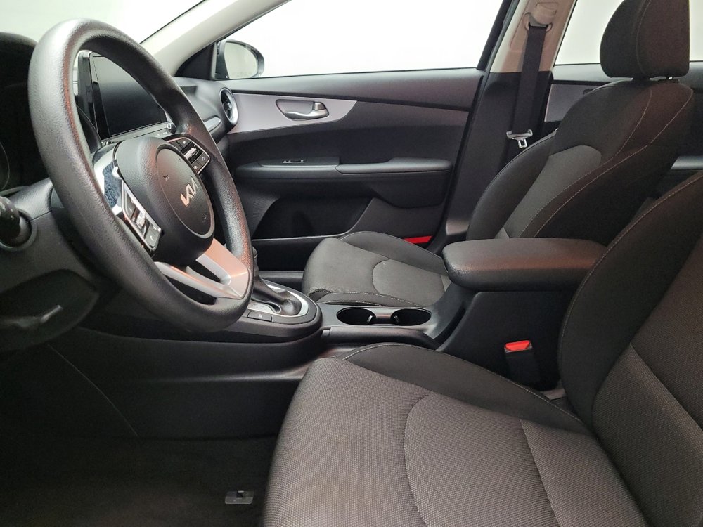 Used 2024 Kia Forte LXS image 17