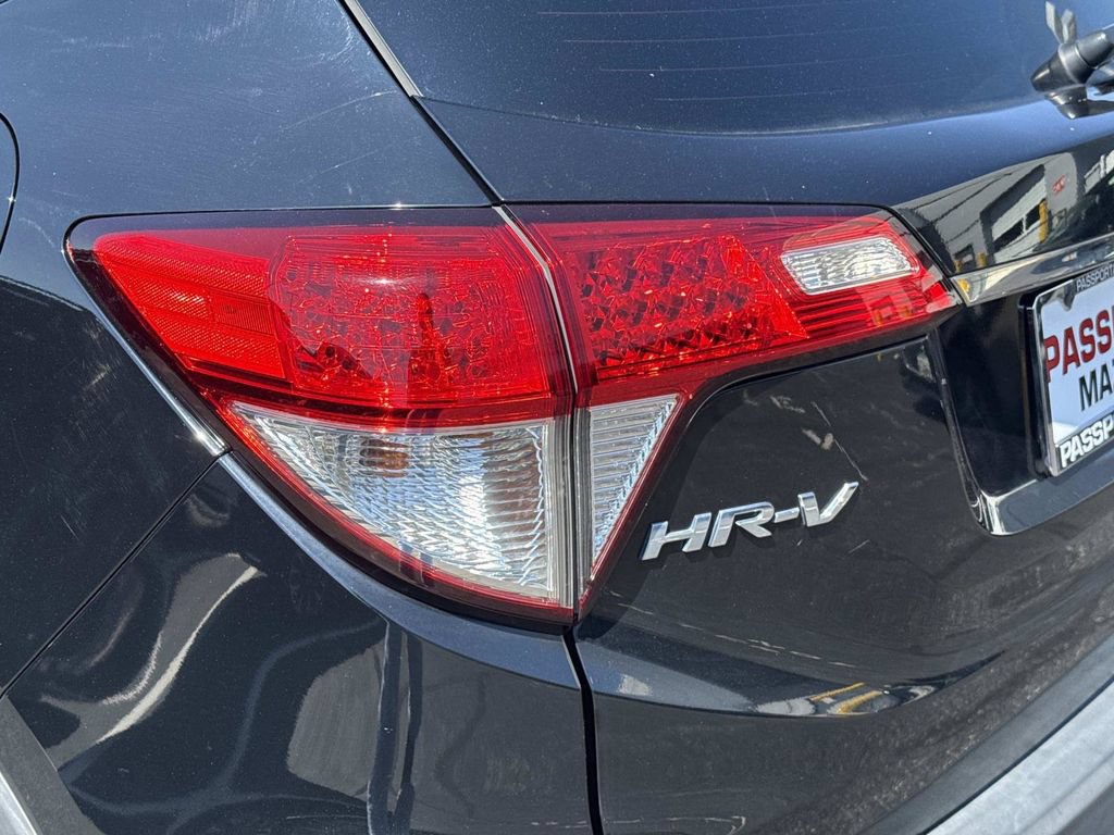 Used 2021 Honda HR-V EX image 9