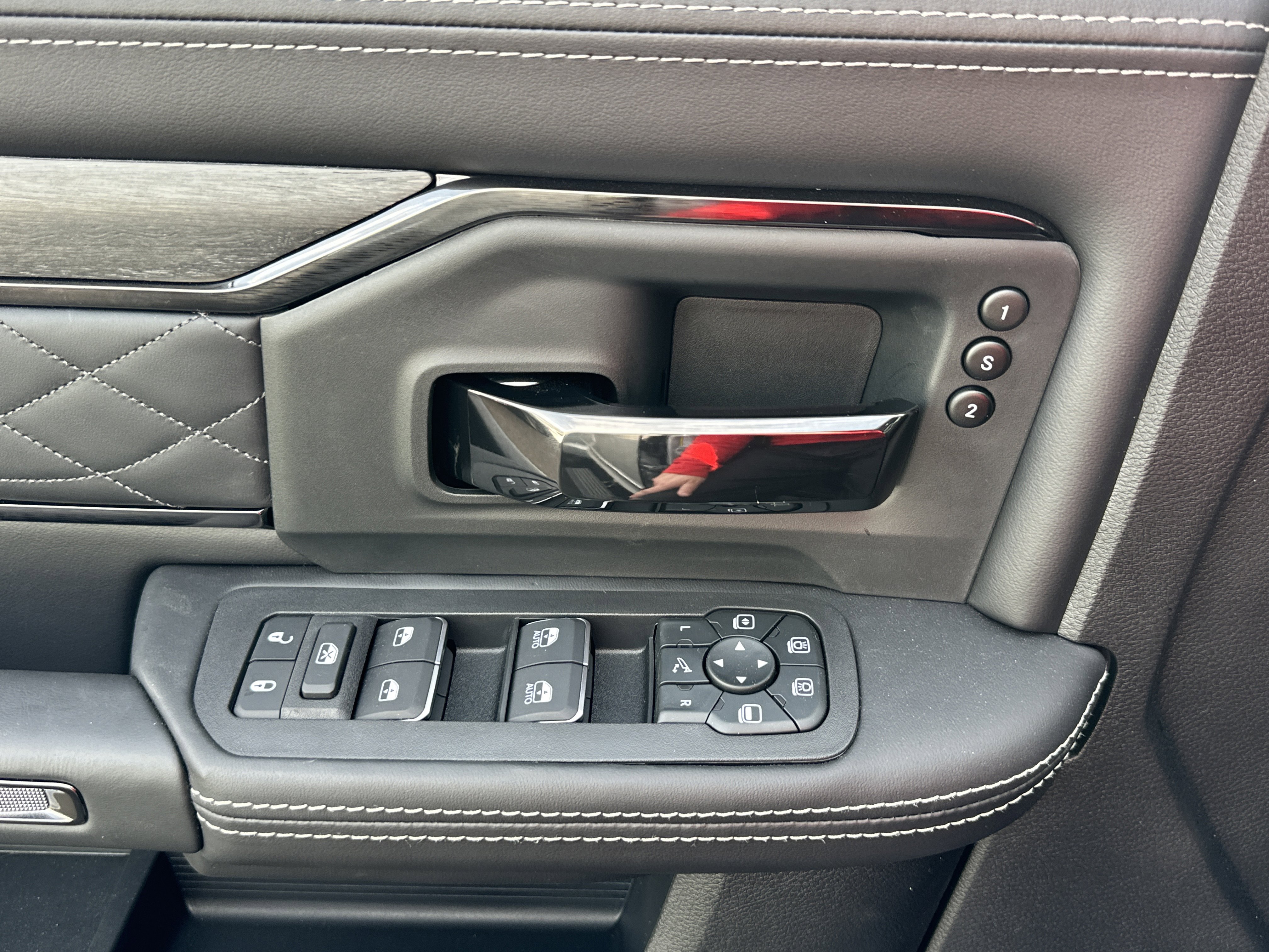 New 2026 RAM 3500 Limited image 13