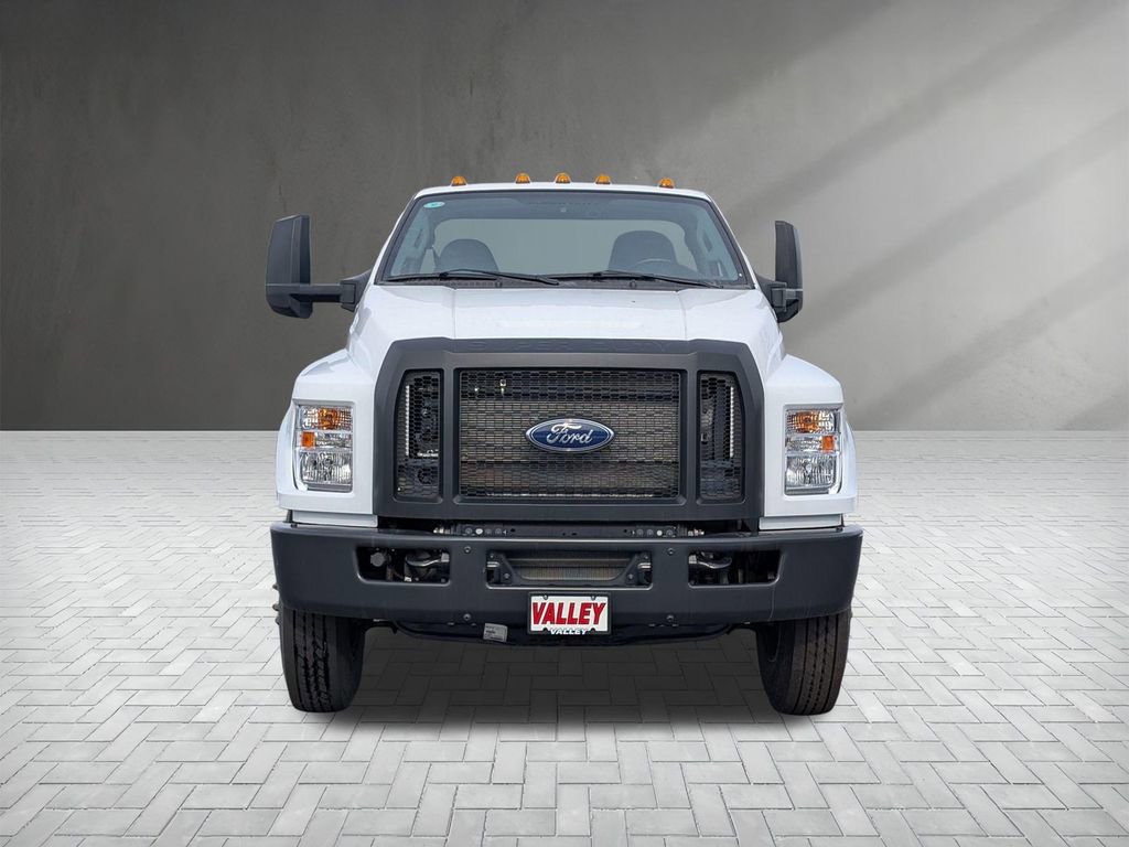 New 2025 Ford F750 2WD Regular Cab Super Duty image 3
