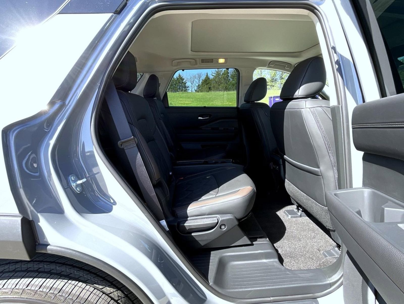 New 2026 Nissan Pathfinder Platinum AWD/4WD image 19