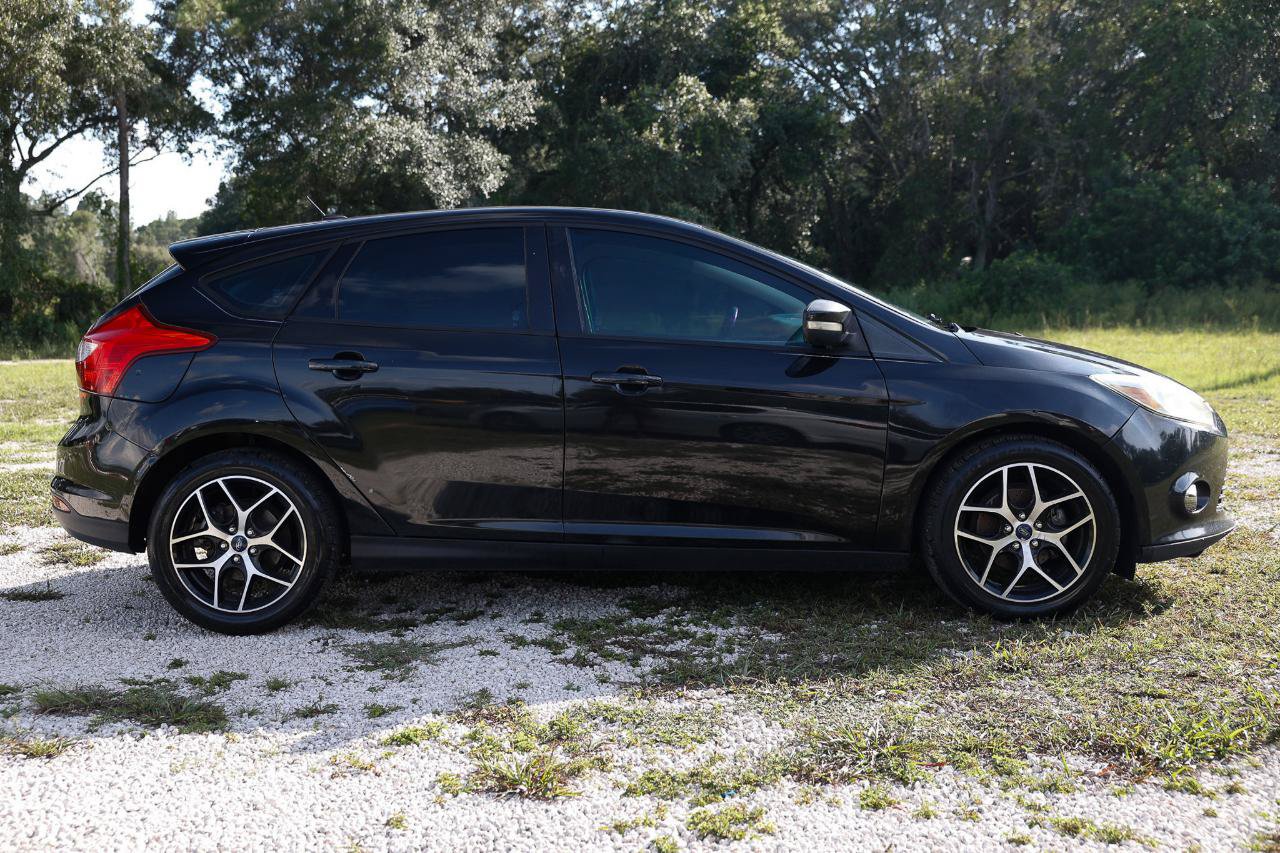 Used 2013 Ford Focus SE FWD image 13
