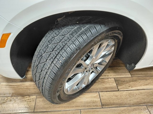 Certified 2023 Buick Enclave Avenir w/ Avenir Technology Package image 29