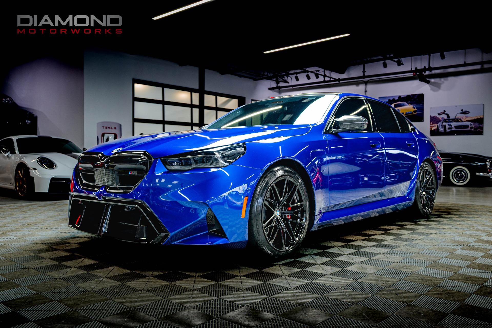 Used 2025 BMW M5 w/ Carbon Package image 22