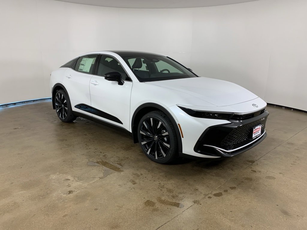 New 2026 Toyota Crown Platinum image 5