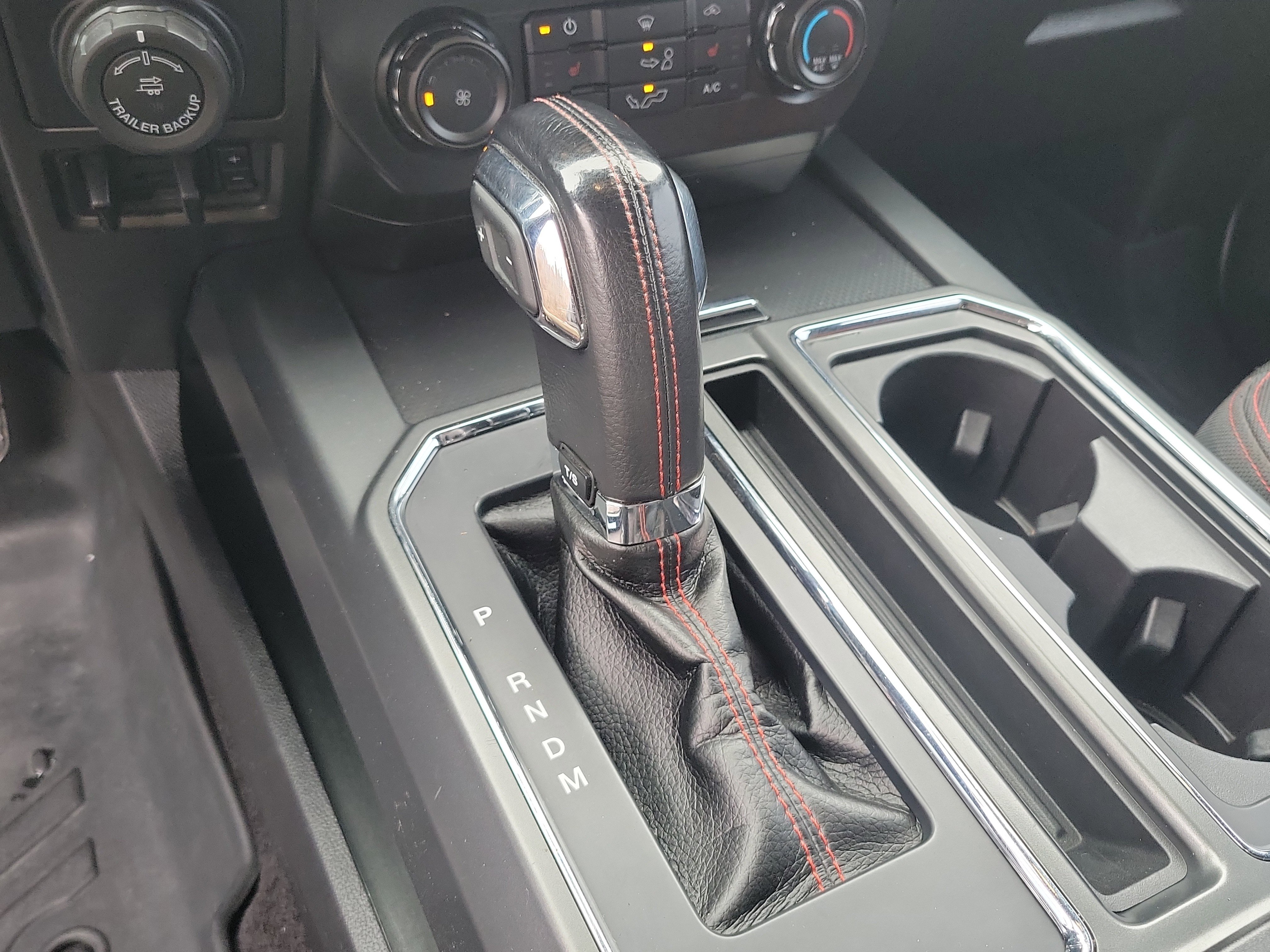 Used 2017 Ford F150 XLT w/ Equipment Group 302A Luxury image 16