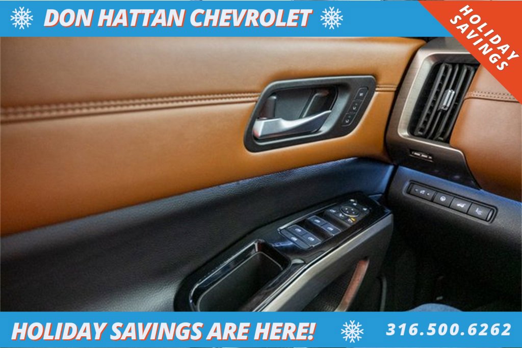 Used 2023 Nissan Pathfinder Platinum w/ Cargo Package image 18