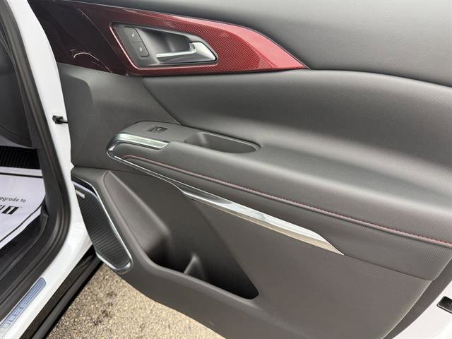 New 2026 Chevrolet Traverse RS w/ LPO, Floor Liner Package image 17