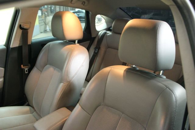 Used 2016 Buick Verano Convenience FWD image 13