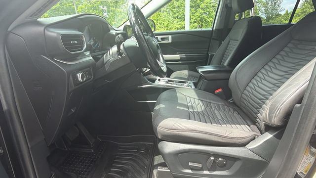 Used 2021 Ford Explorer XLT AWD/4WD image 11