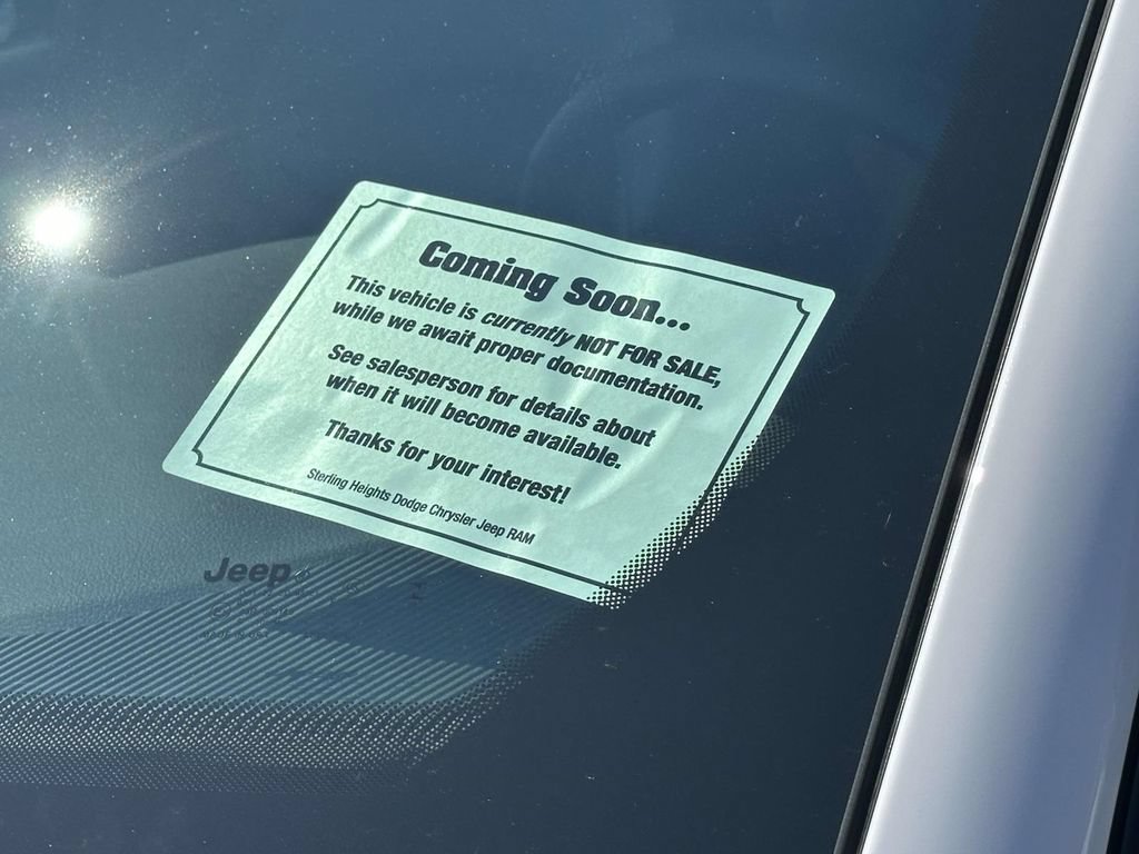 Certified 2024 Jeep Grand Cherokee Altitude AWD/4WD image 31