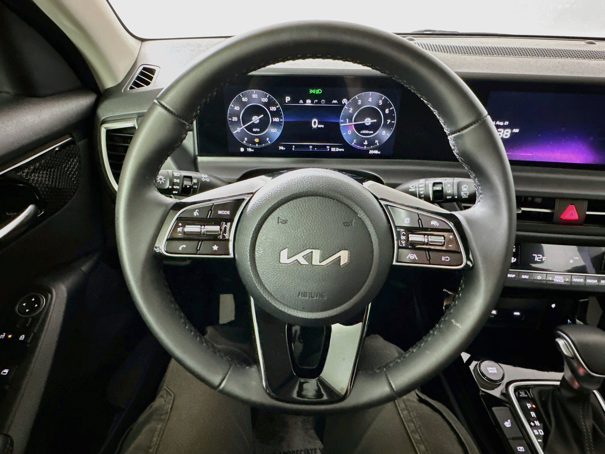 Used 2026 Kia Seltos EX FWD image 11