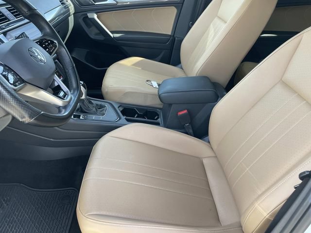 Used 2023 Volkswagen Tiguan SE R-Line FWD image 21