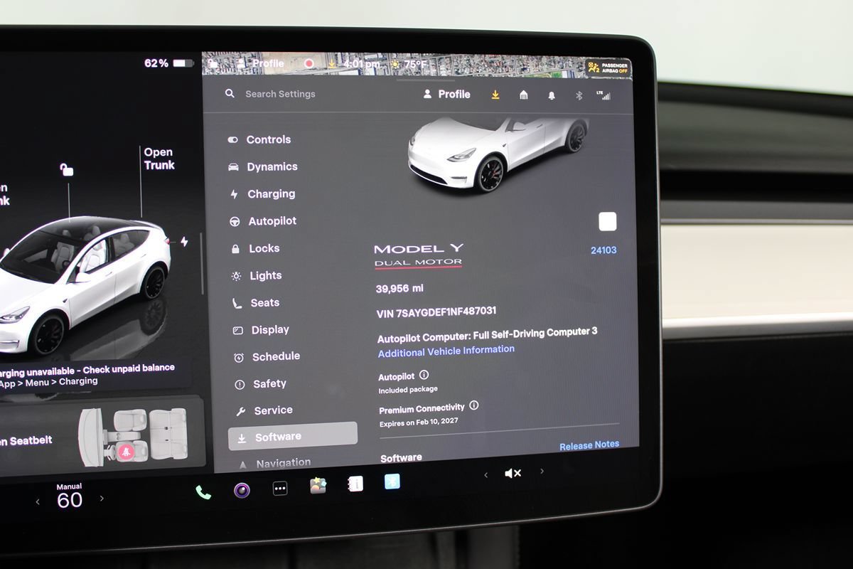 Used 2022 Tesla Model Y Performance AWD/4WD image 16