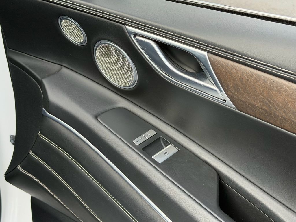 Used 2023 Genesis GV80 3.5T w/ Advanced Package image 35