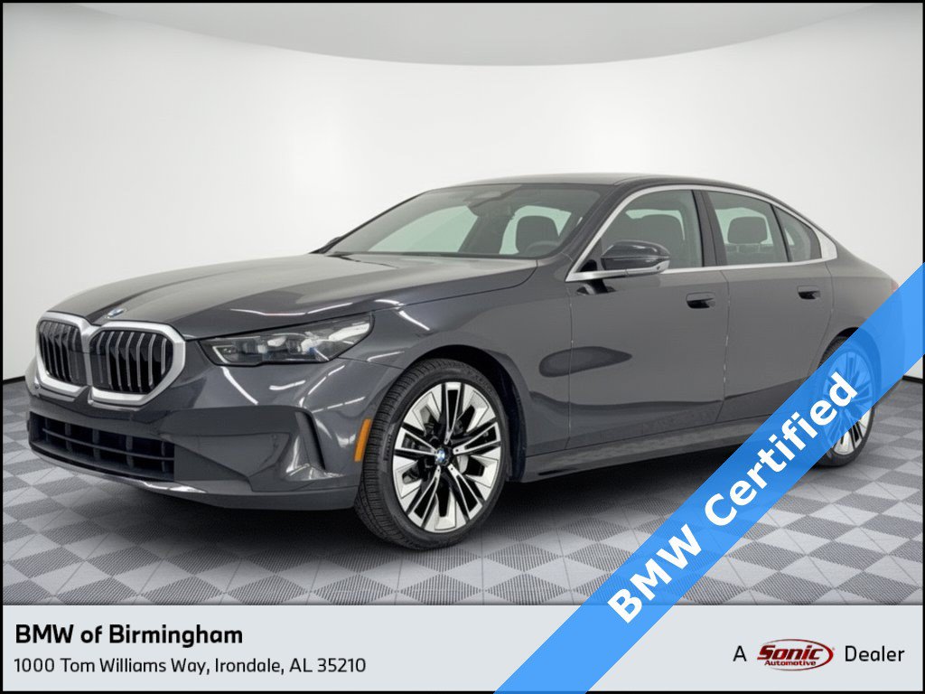Certified 2026 BMW 530i RWD image 1