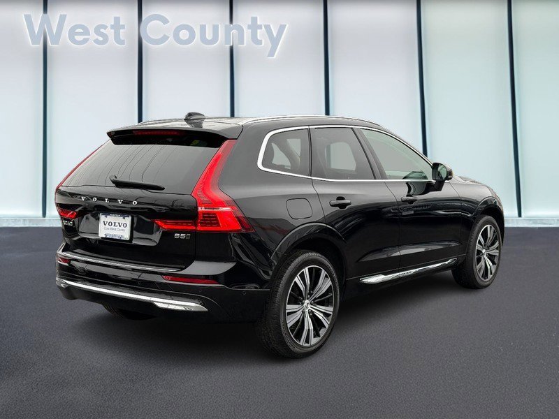 Certified 2023 Volvo XC60 B5 Plus w/ Climate Package image 4