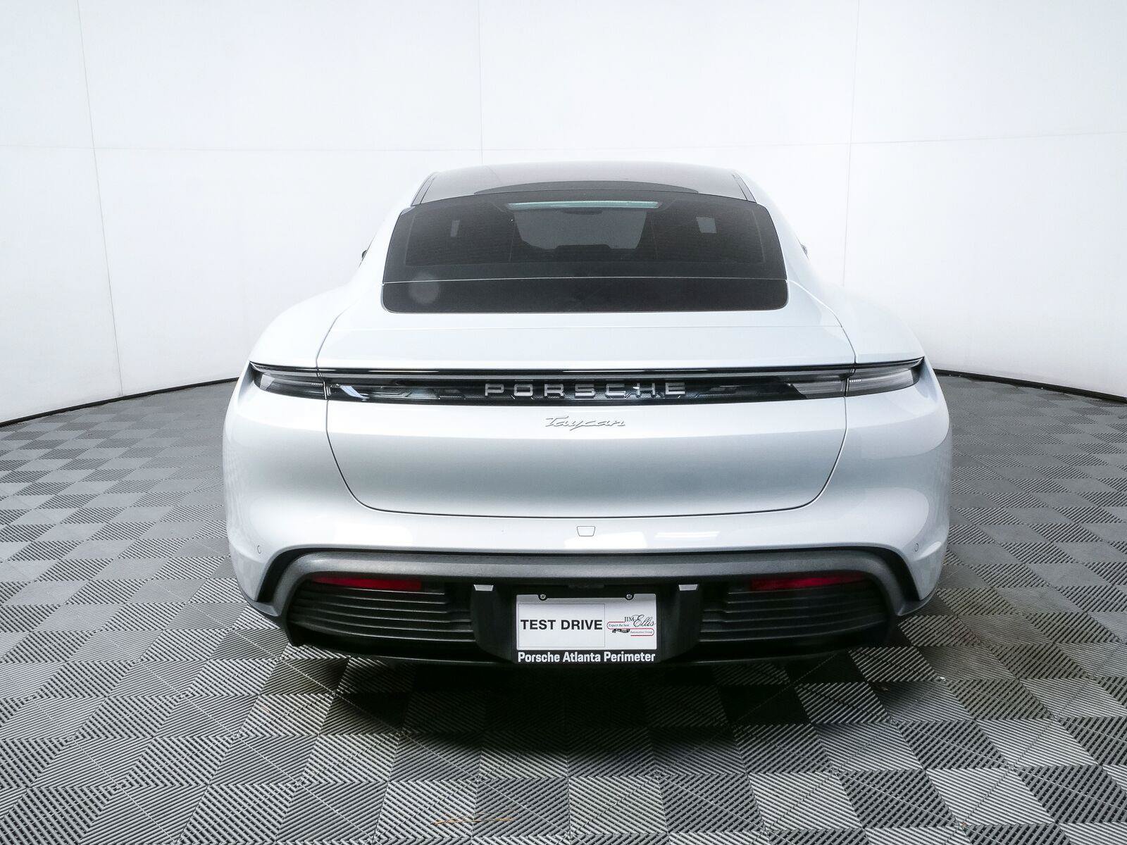 Certified 2025 Porsche Taycan AWD/4WD image 30