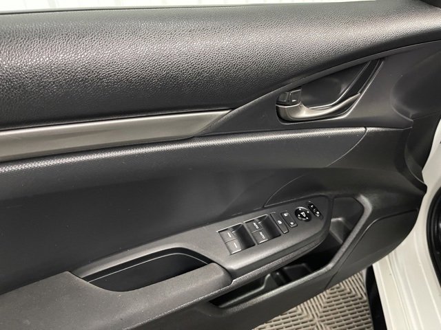 Used 2017 Honda Civic Sport image 29