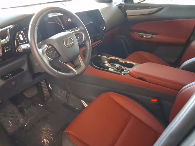 Used 2025 Lexus NX 250 FWD w/ Accessory Package (K3) image 11