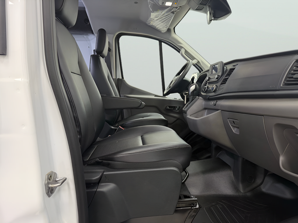 Used 2024 Ford Transit 250 Low Roof RWD image 20