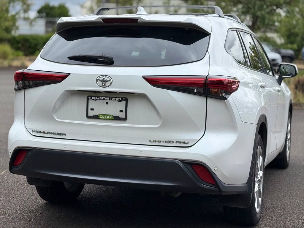 Used 2023 Toyota Highlander Limited AWD/4WD image 5