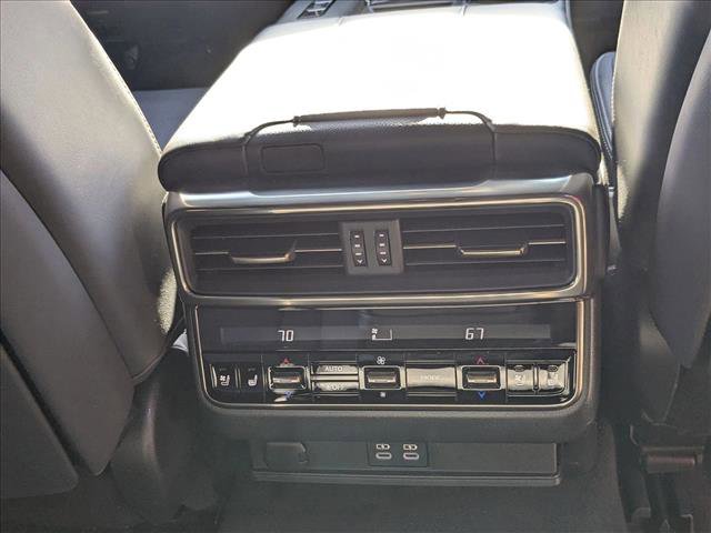 Used 2023 Lexus LX 600 4WD w/ Premium Package image 20