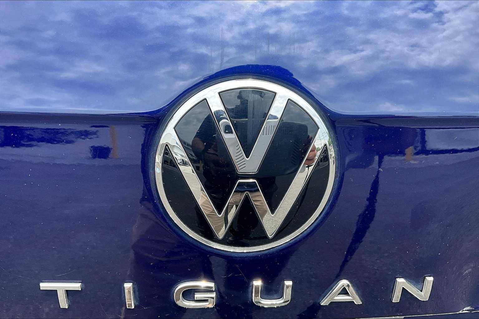 Used 2022 Volkswagen Tiguan SE AWD/4WD image 31