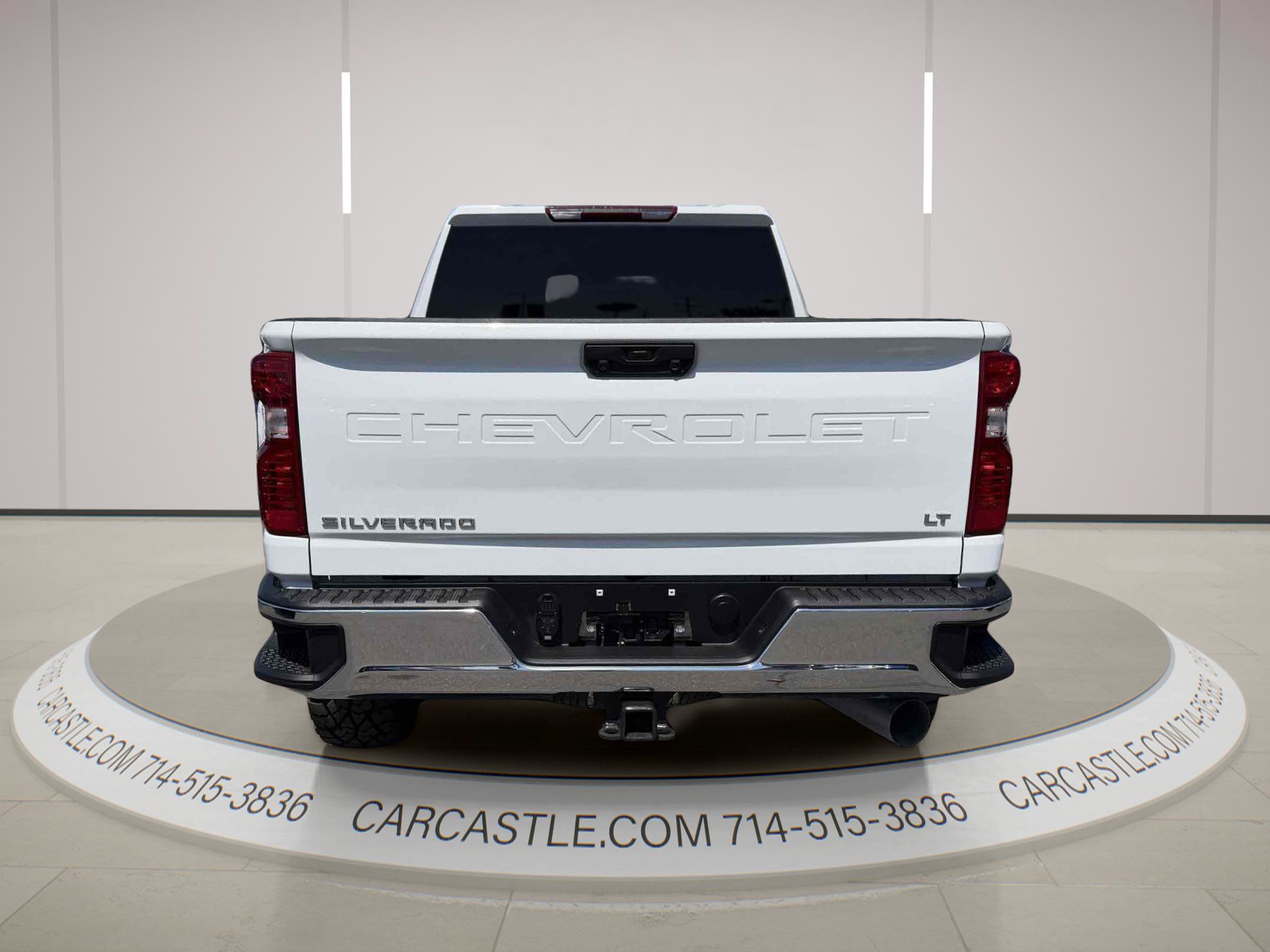 Used 2025 Chevrolet Silverado 2500 LT AWD/4WD image 4