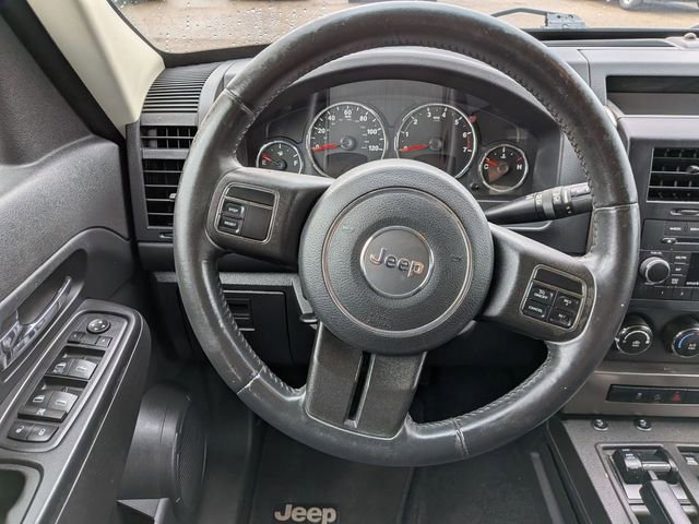 Used 2012 Jeep Liberty Sport w/ Popular Equipment Group AWD/4WD image 18