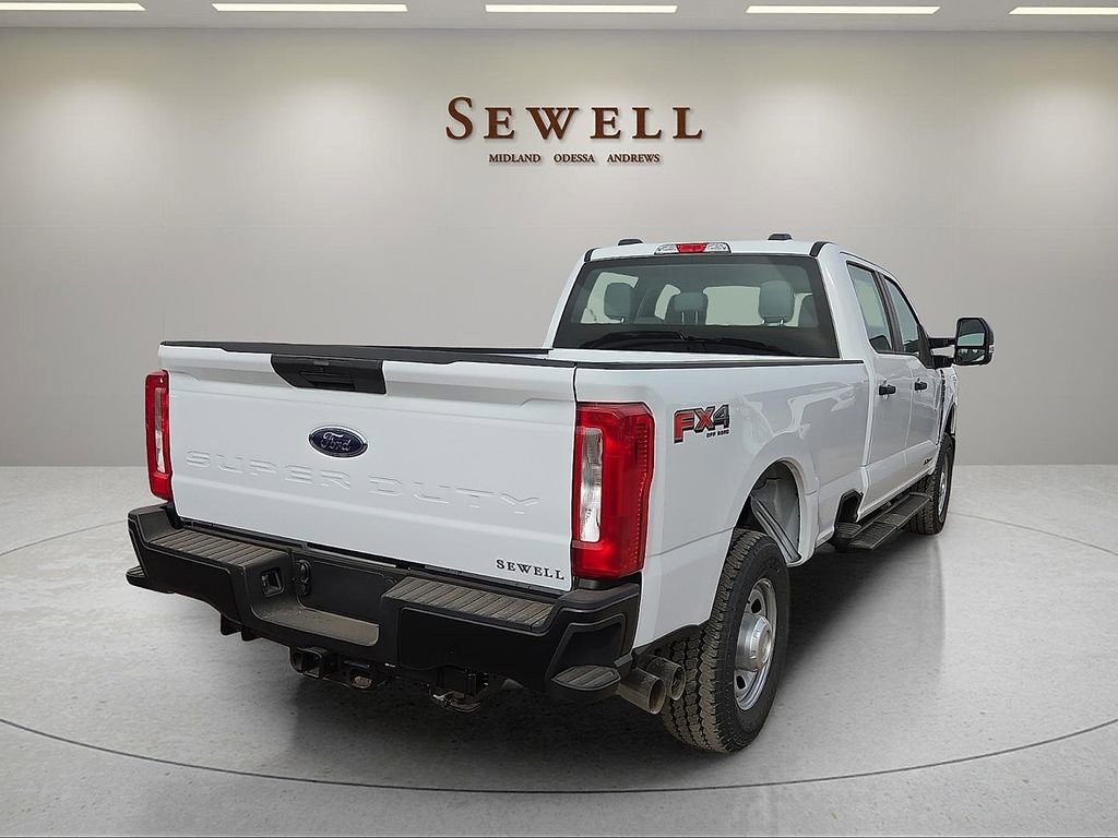 New 2026 Ford F350 XL image 4