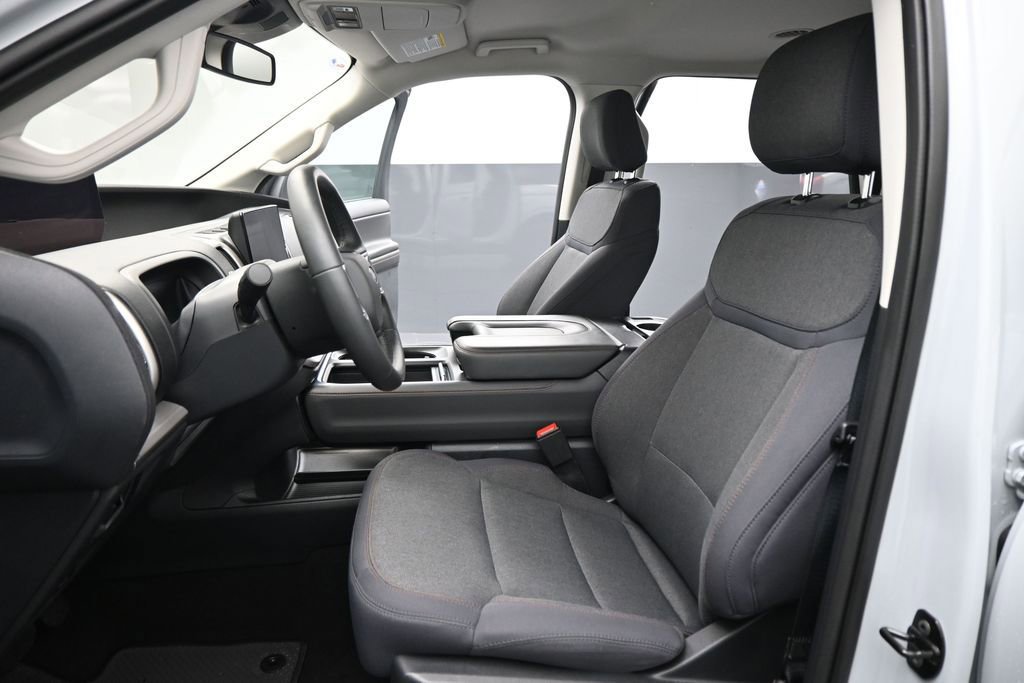 Used 2025 Ford Expedition Max Active RWD image 10