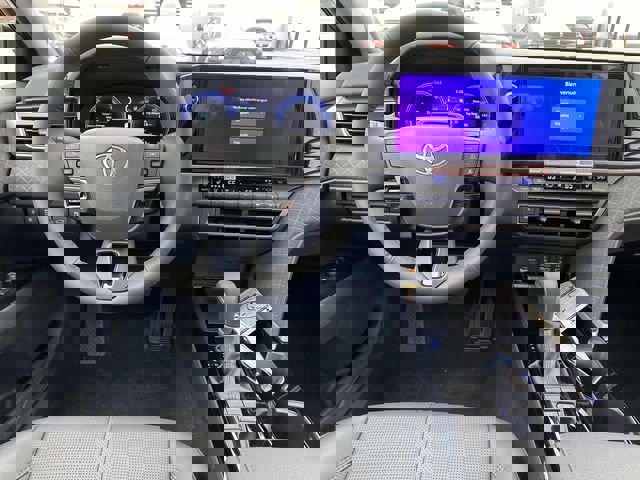 New 2026 Toyota Camry XLE AWD/4WD image 8