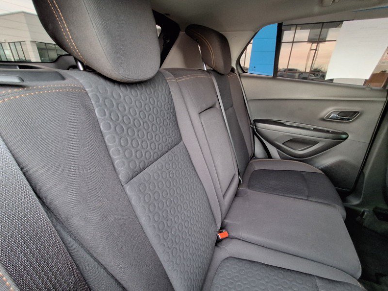 Used 2018 Chevrolet Trax LS w/ Fleet Convenience Package FWD image 16